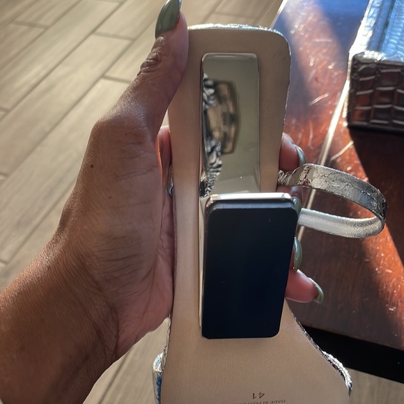 Brand New Cult Gaia Sandals